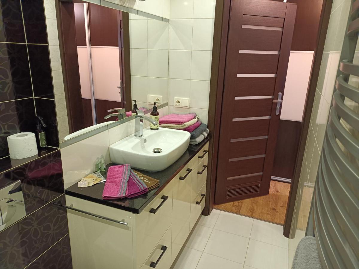 Apartament Centrum 64M2 Klimatyzacja Kedzierzyn-Kozle Exterior photo